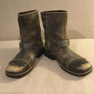 Men’s Rockville Distressed Ugg Boots